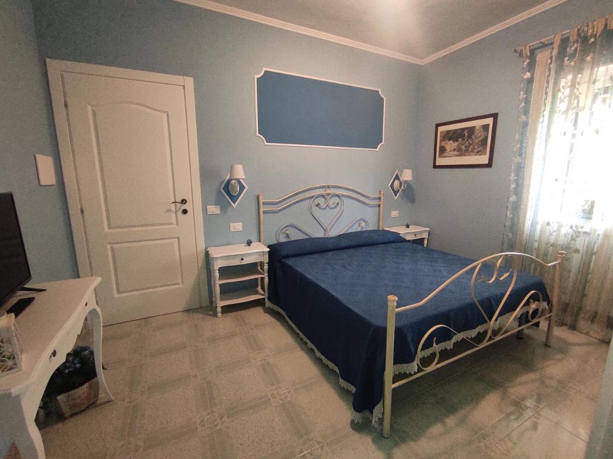 マラテーア Il Ruscello Bed & Breakfast エクステリア 写真