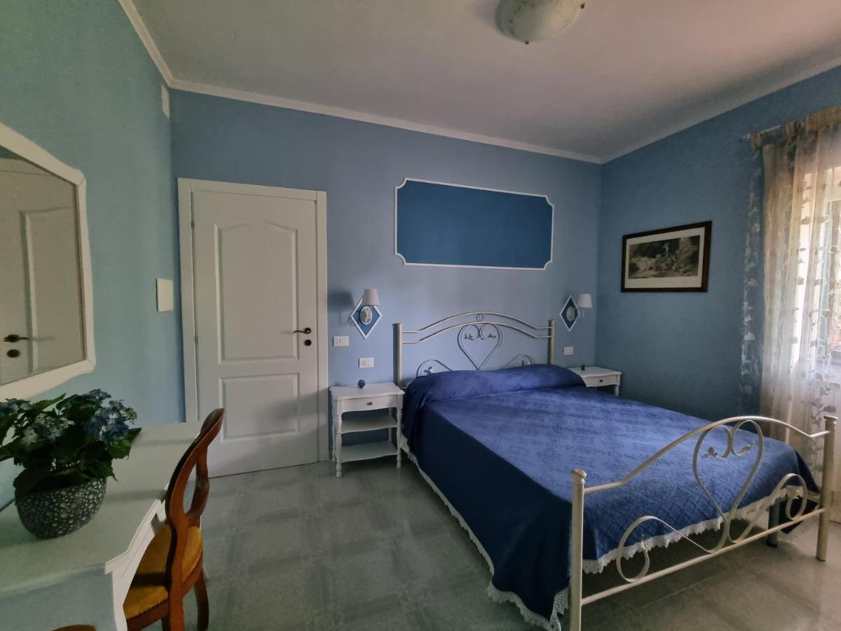 マラテーア Il Ruscello Bed & Breakfast エクステリア 写真