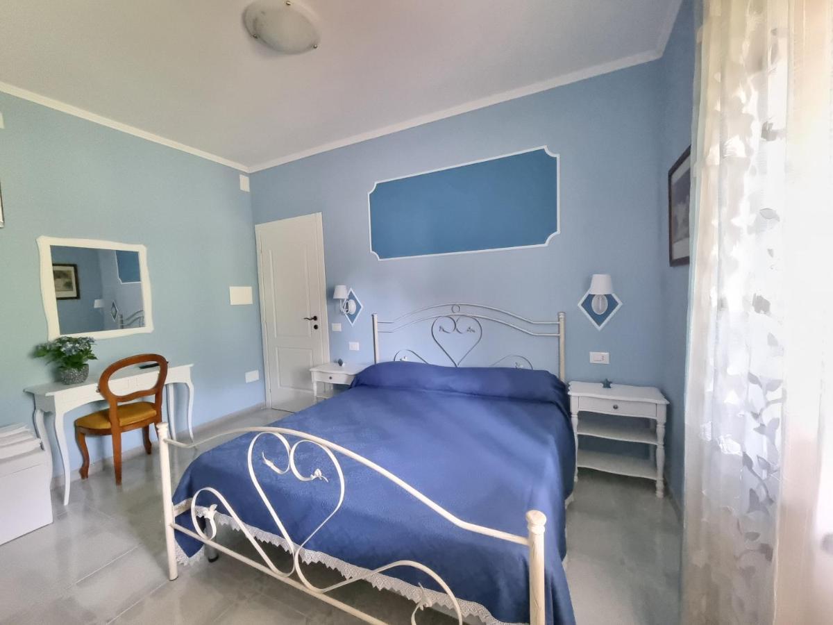 マラテーア Il Ruscello Bed & Breakfast エクステリア 写真