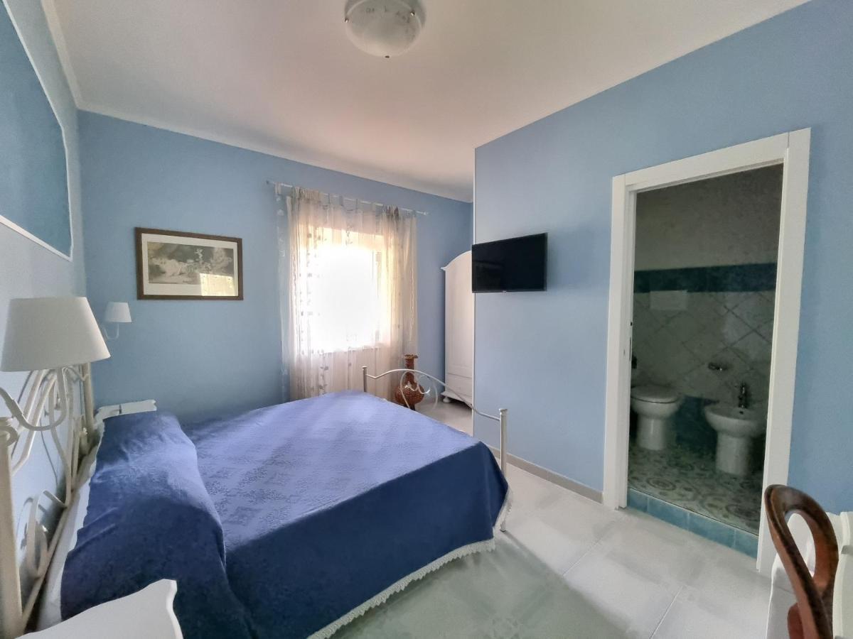 マラテーア Il Ruscello Bed & Breakfast エクステリア 写真