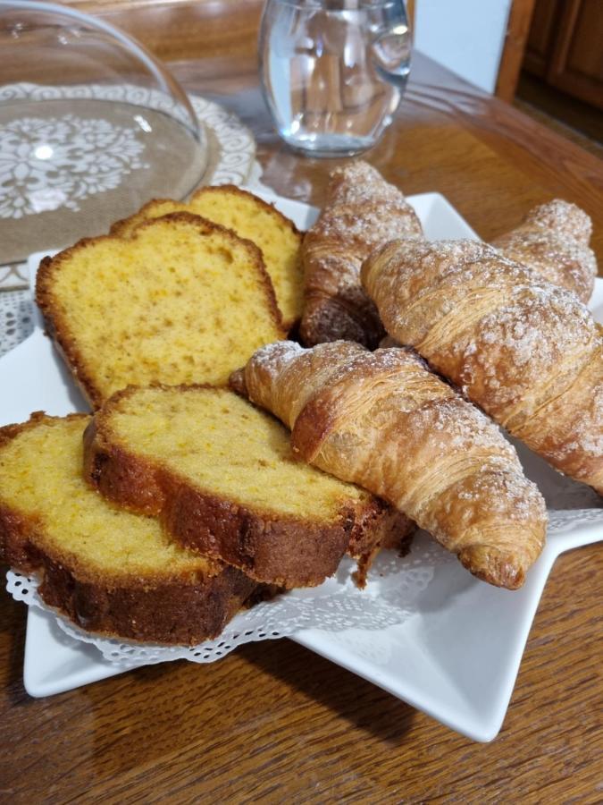 マラテーア Il Ruscello Bed & Breakfast エクステリア 写真
